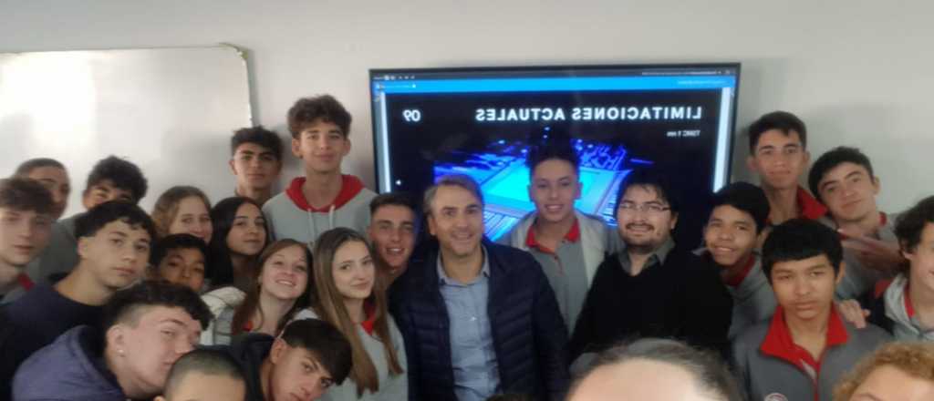 Este colegio de Mendoza es uno de los 17 del mundo elegidos por Microsoft 