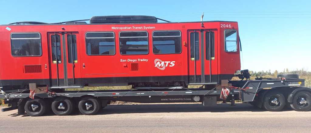 Llegaron a Mendoza tres nuevas duplas del Metrotranvía