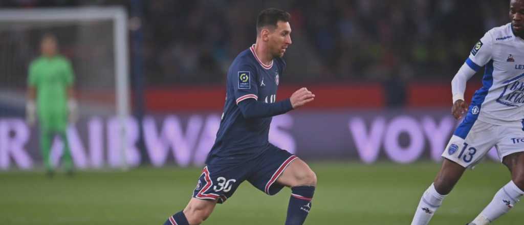 Video: sigue la hostilidad y los hinchas del PSG volvieron a silbar a Messi