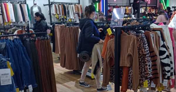 El Precio De La Ropa En Mendoza "por Las Nubes" Y Las Ventas, En Picada ...