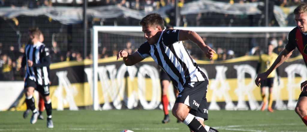 Videos: así fue perjudicado Gimnasia en la derrota ante Madryn