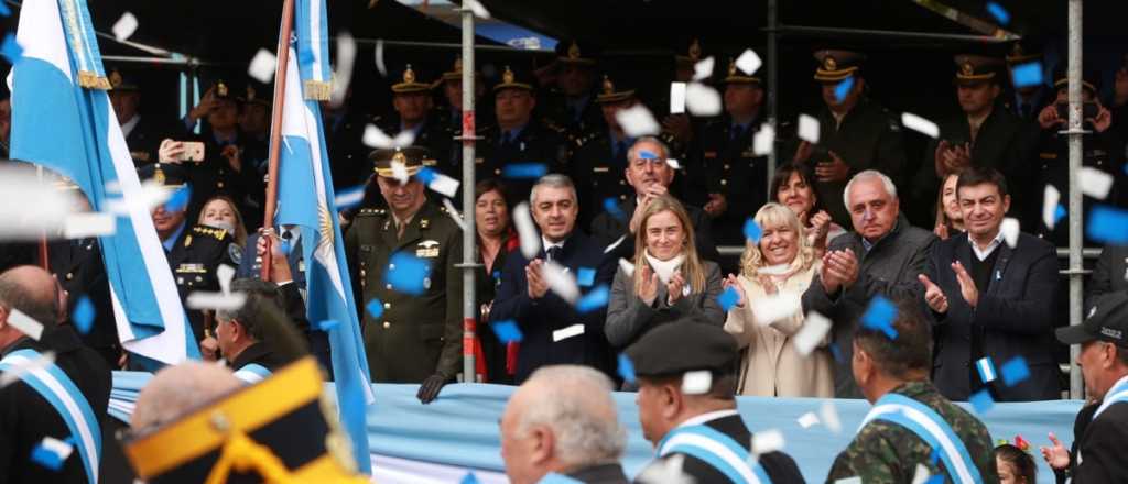 Luján de Cuyo realizó su Gran Desfile Cívico Militar