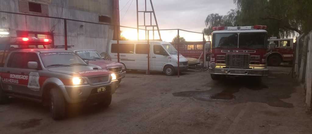 Video: así entraron a robar en el cuartel de bomberos voluntarios de Las Heras