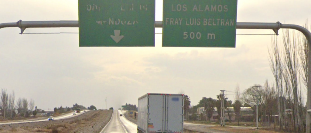 Vuelco con víctima fatal en el puente de Beltrán en Maipú