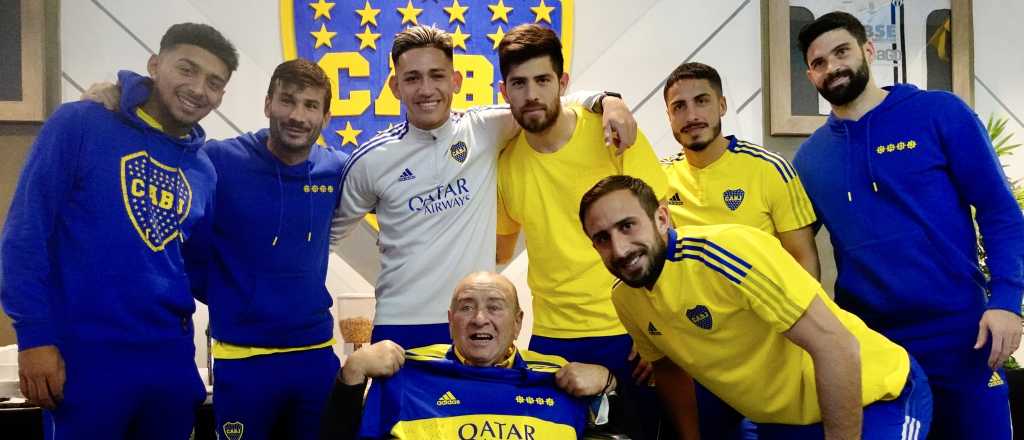 Del llanto a la risa: emotivo gesto de Boca con el abuelo estafado en La Rioja