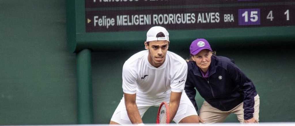 Fran Cerúndulo pasó de ronda en el césped de Queen's