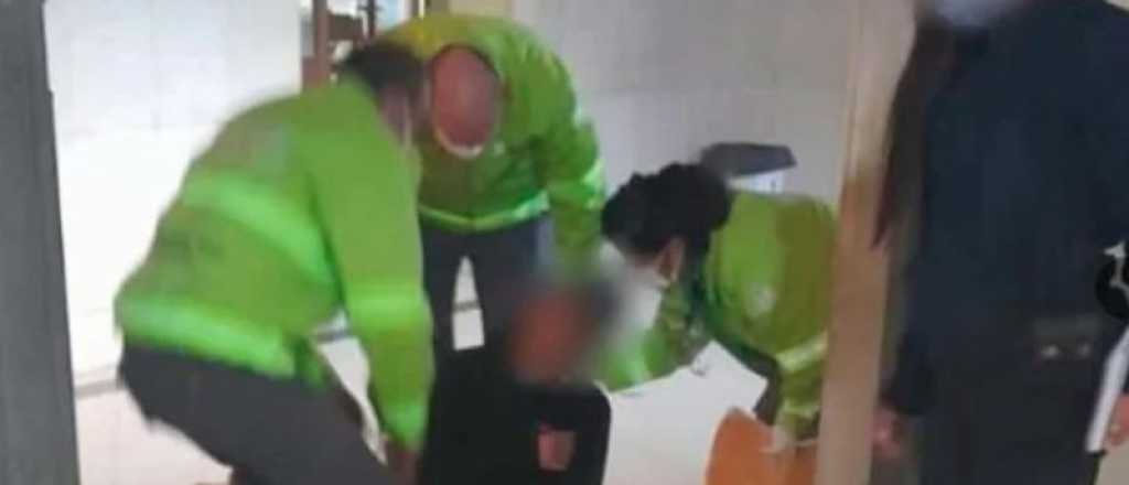 Bullying: lo golpearon en el aula por sexta vez en 15 días y quedó internado