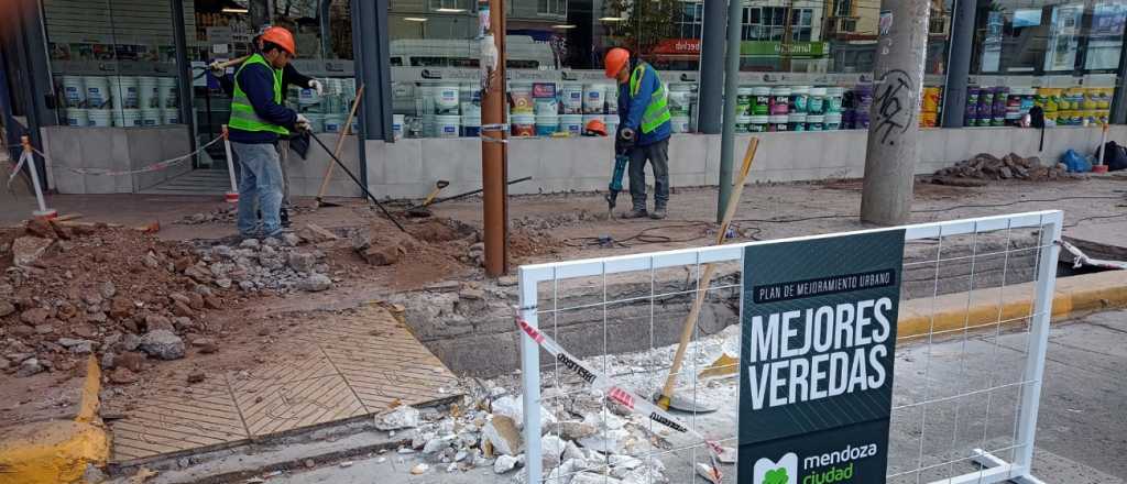 Ciudad empezó a remodelar las veredas de la avenida Zapata