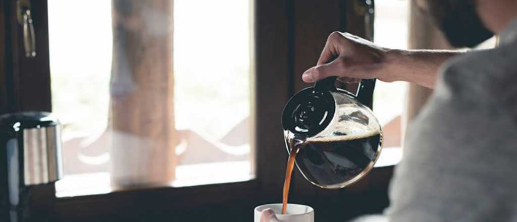 Cómo limpiar tu cafetera eléctrica: cuatro trucos caseros