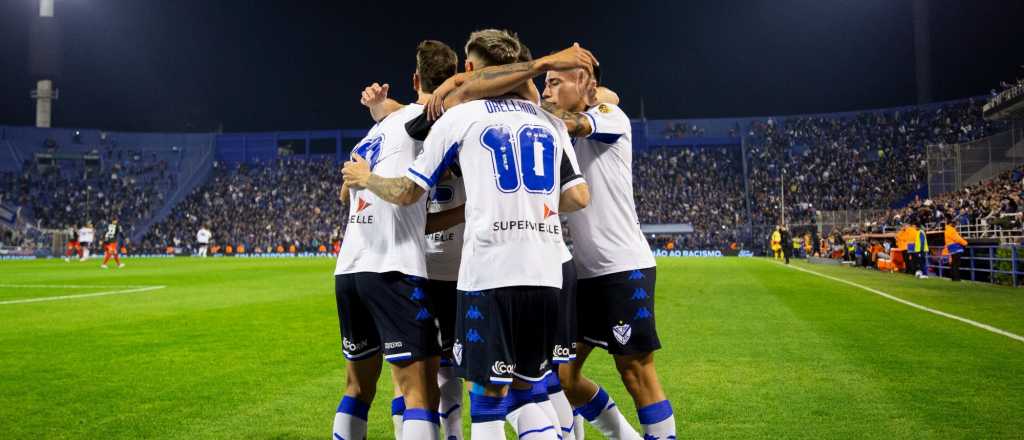 Vélez dio el primer golpe y venció con lo justo a River