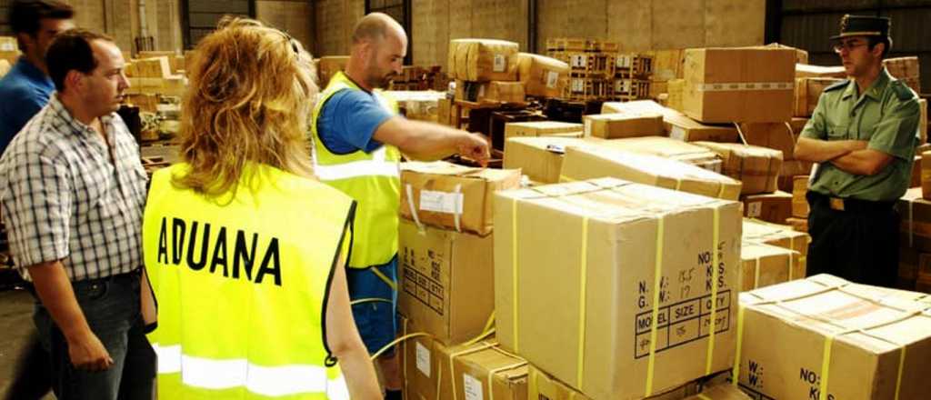 El Banco Central prorrogó las restricciones para importar hasta fin de año