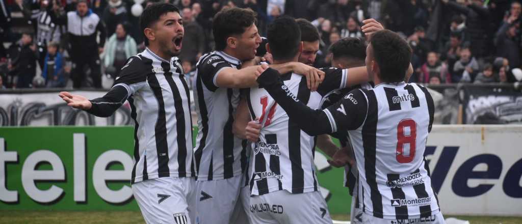 Videos: Mondino y Solari, los goles de la fiesta de Gimnasia en el clásico