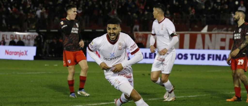 Huracán venció a River en un partidazo lleno de emociones