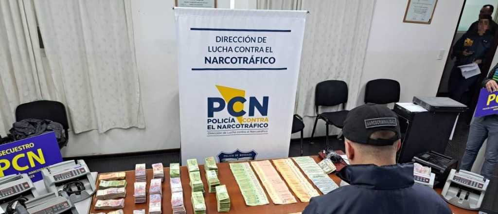 Allanaron siete joyerías del Centro donde funcionaban cuevas cambiarias