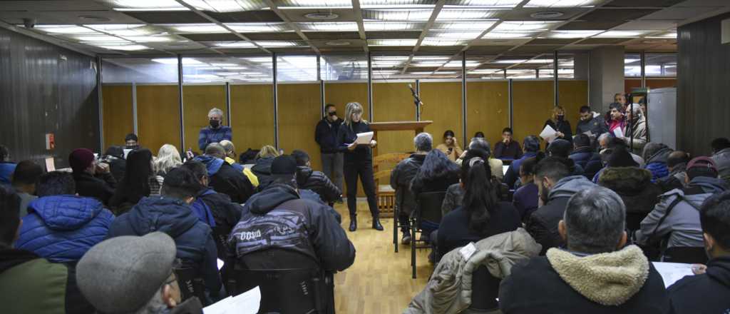 Así fue la convocatoria en el remate de vehículos de Guaymallén