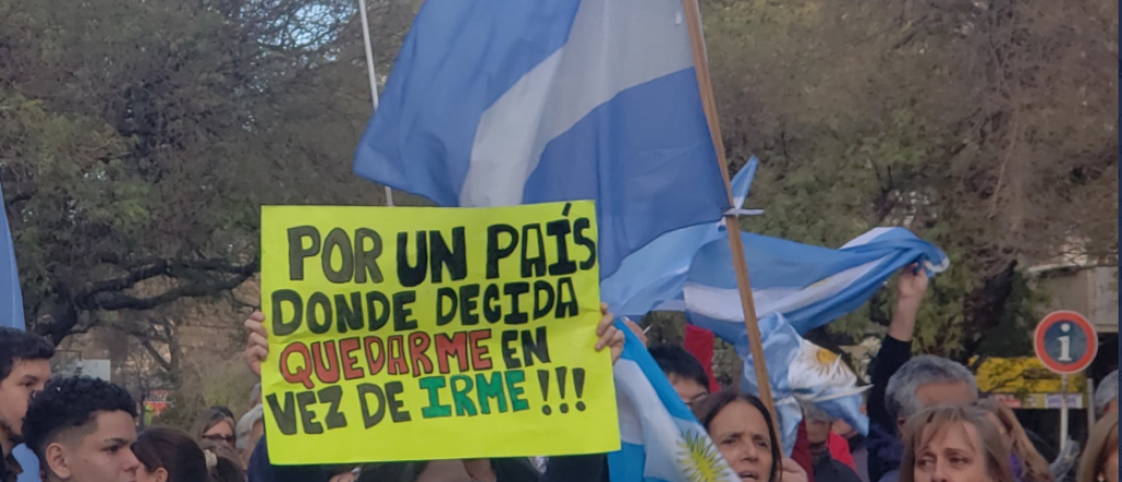 Por el Zonda, pocos mendocinos fueron al banderazo