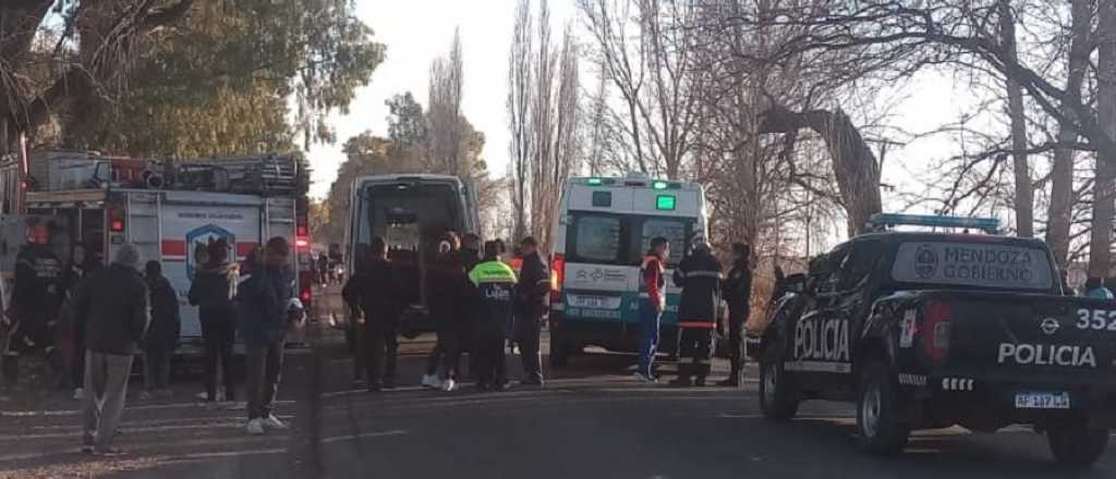 Dos muertos al chocar en moto contra un auto en Luján de Cuyo