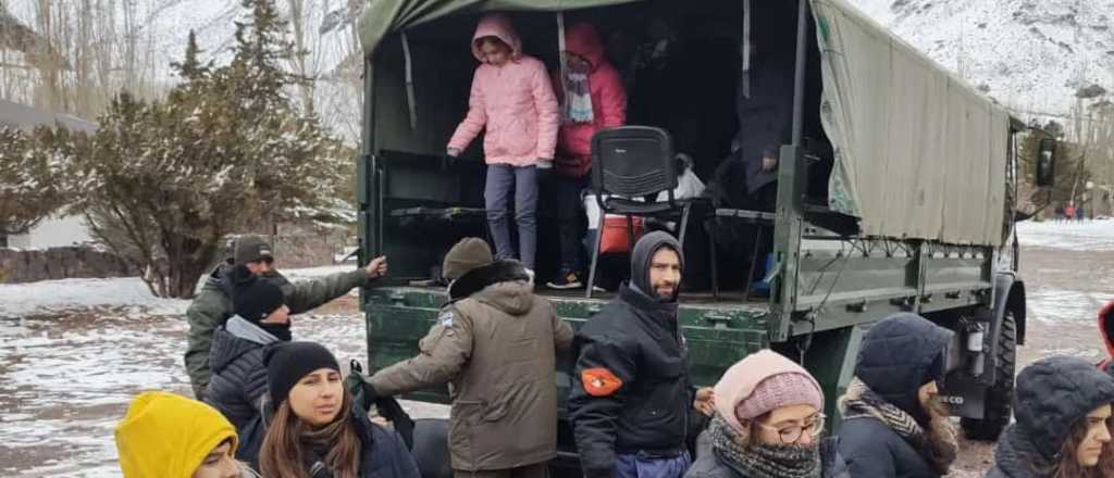 Fotos y videos: los 400 varados en Alta Montaña fueron rescatados