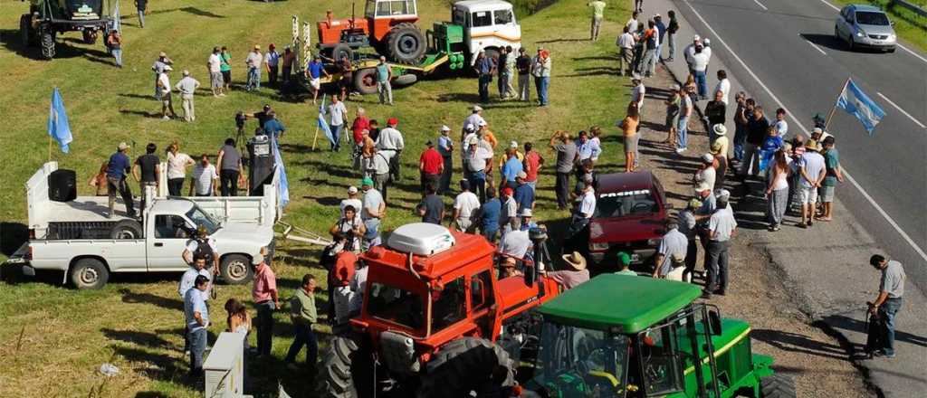 El jefe de Gabinete criticó el paro del Campo