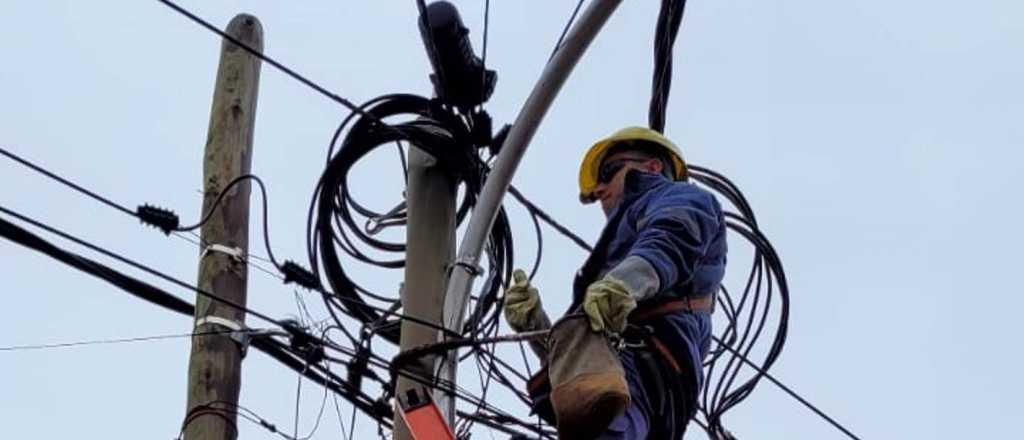 Restablecieron el 50% del suministro de luz afectado por el temporal en Mendoza