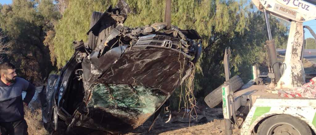 Falleció un hombre al caer en su auto a un barranco en el Corredor del Oeste