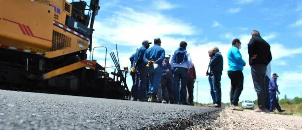 Licitan el reasfaltado de tres caminos productivos de San Martín