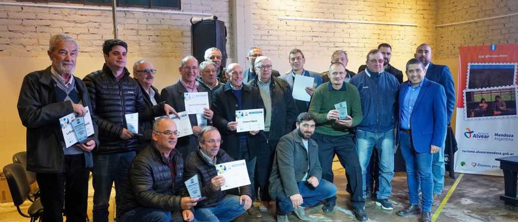 Entregaron premios a las cooperativas en General Alvear