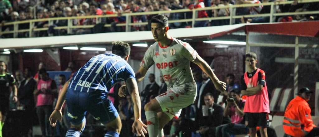 Godoy Cruz cayó 2 a 1 en Santa Fe y no puede alejarse del descenso