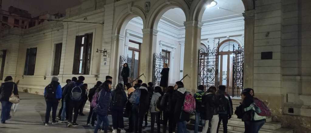 El SUTE informó que el acatamiento al paro docente es de 90%