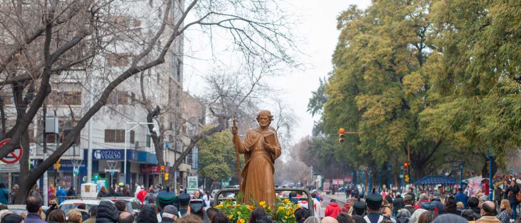 Ulpiano Suarez participó de la celebración del Santo Patrono Santiago