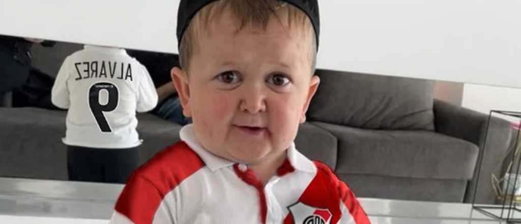 Sarmiento se aprovechó de la defensa de River y estallaron los memes