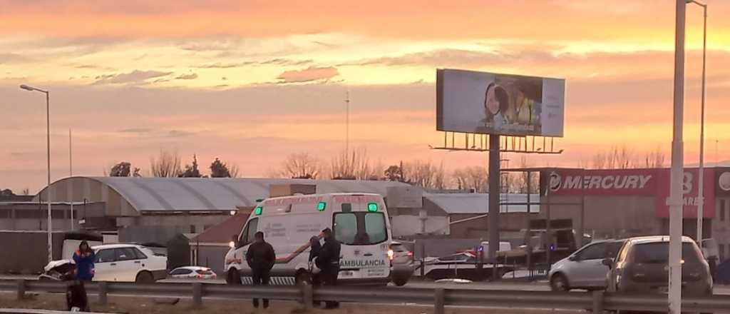 Un choque múltiple genera caos de tránsito en el Acceso Sur