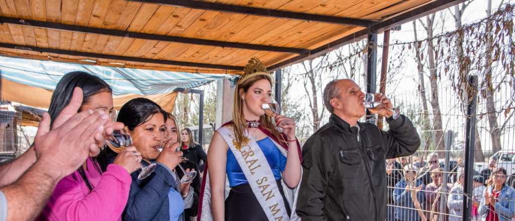 Rufeil inauguró una red de agua para 300 familias de San Martín