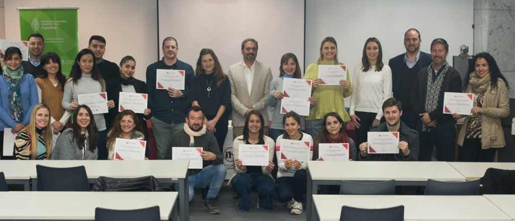 El INV lanza sus conocidos y accesibles cursos en Formación Vitivinícola