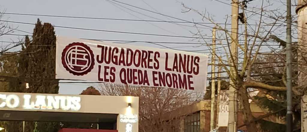 Futbolistas de Lanús sufrieron preocupantes amenazas