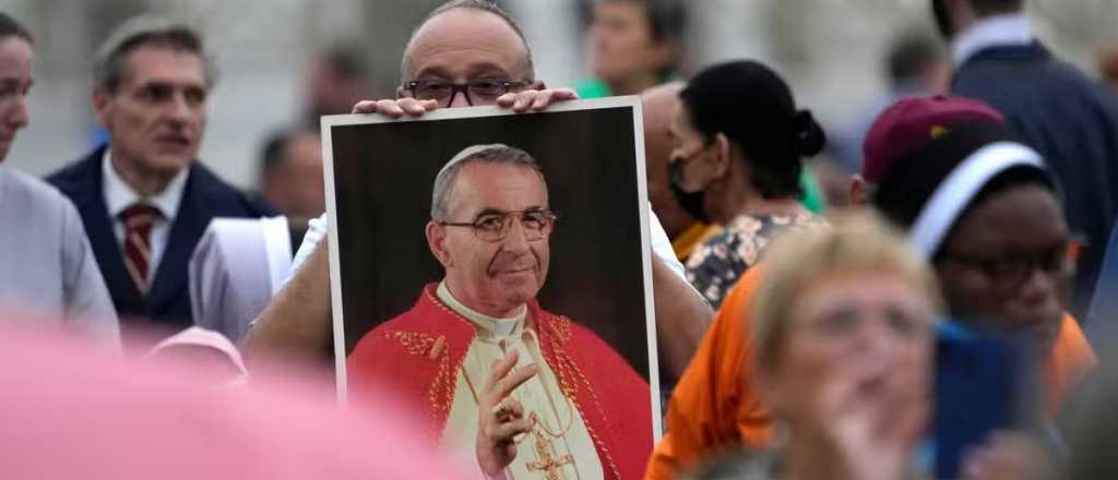 El Papa Francisco beatificó a Juan Pablo I por un milagro en Argentina