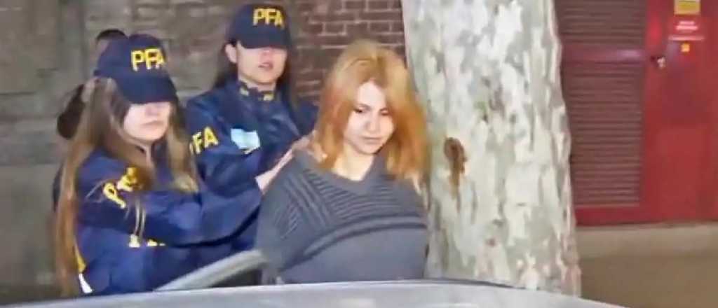 "Borrá todo", el mensaje que la tercera detenida le mandó a Brenda Uliarte