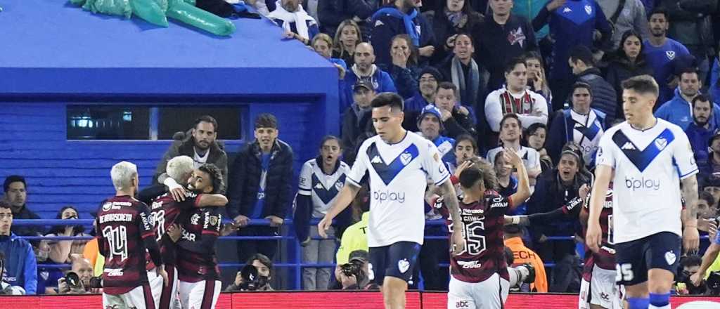 Flamengo le dio una paliza a Vélez y lo dejó con un pie afuera