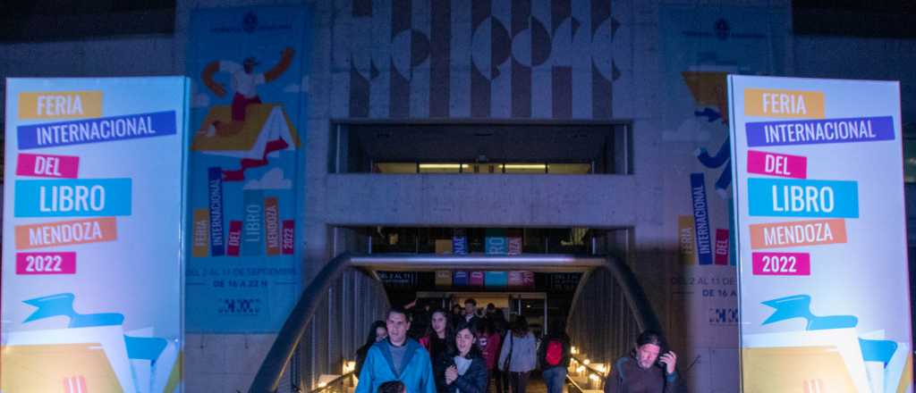 Panel de lujo en la Feria del Libro: "La política, ¿puede ser distinta?"