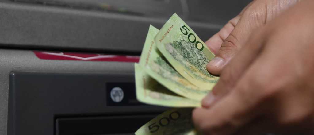 Cuánto invertir en un plazo fijo para ganar un sueldo mínimo