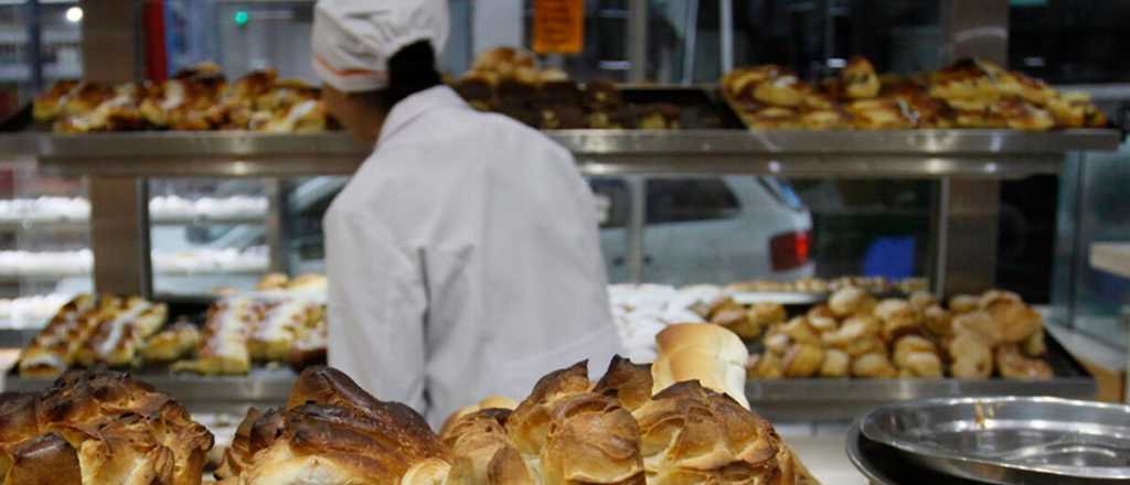 Panaderos pidieron a Tombolini que el pan no sea una "figurita difícil"