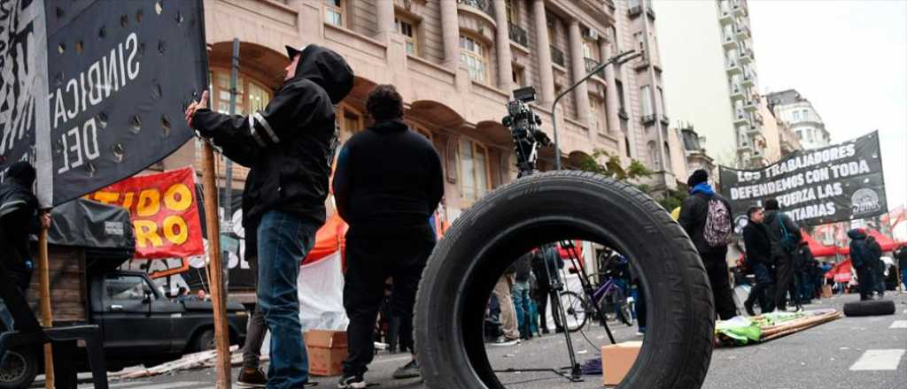 Sin producción de neumáticos: expectativas por una nueva reunión