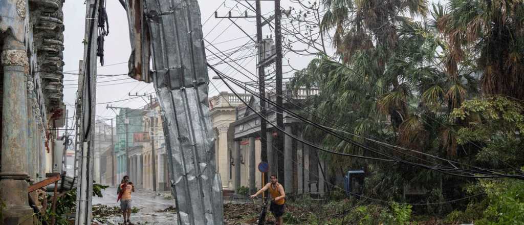 El huracán Ian se hace más peligroso mientras se acerca a Florida