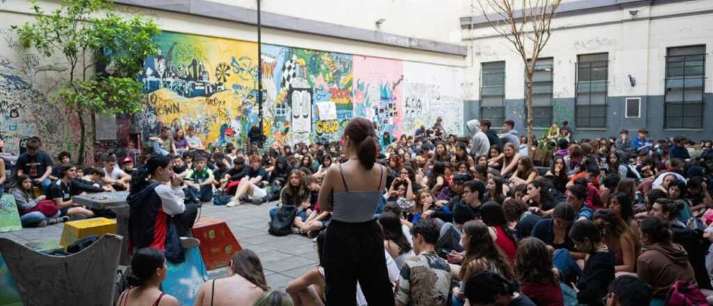 Colegio Pellegrini no se hacen cargo por "los estudiantes ni sus acciones"