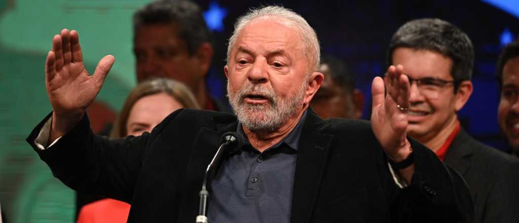 Luego del triunfo, Lula dijo: "Habrá que conversar más con la gente"