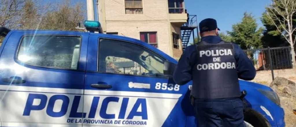 Un hombre asesinó al padre de un compañero de su hijo por una discusión