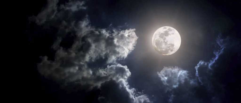 Luna llena en Tauro: el fenómeno que afectará hoy a tu signo del zodiaco