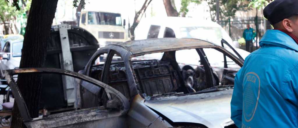 "Ivancho": el "fierrero" que prendió fuego un auto con una persona adentro