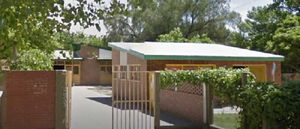 Entró con un cuchillo a una escuela de Palmira y asaltó a una docente