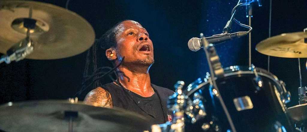 Murió el baterista de Dead Kennedys y que pasó por Red Hot Chili Peppers